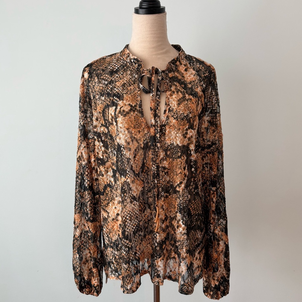 π Free People Sheer Lace Snake Print Oversized Boho Layering Stretch Blouse S - Picture 2 of 13